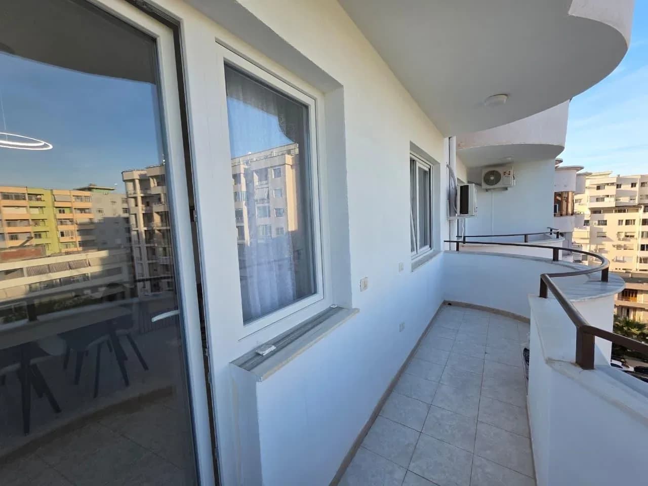 Apartment 1+1 4