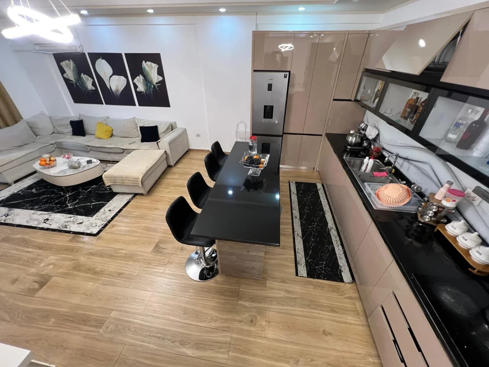 Apartament 2+1