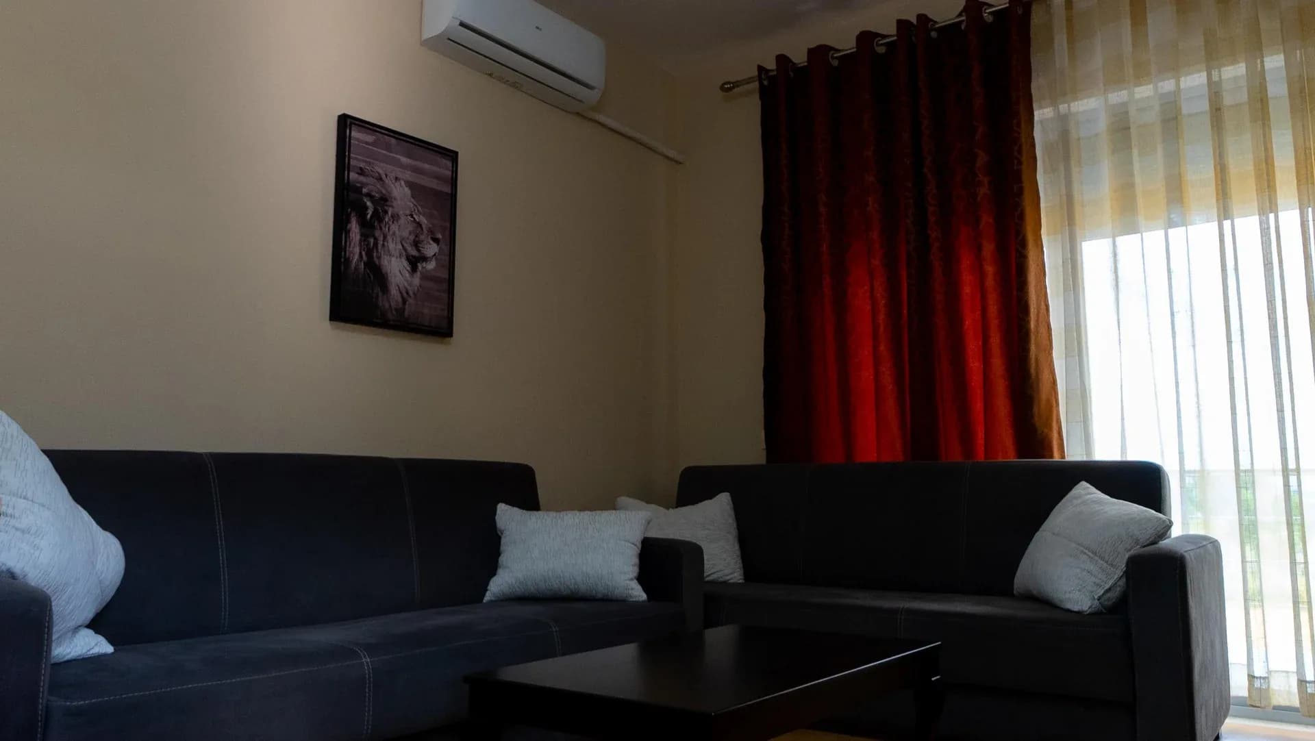 Qera apartamenti 4