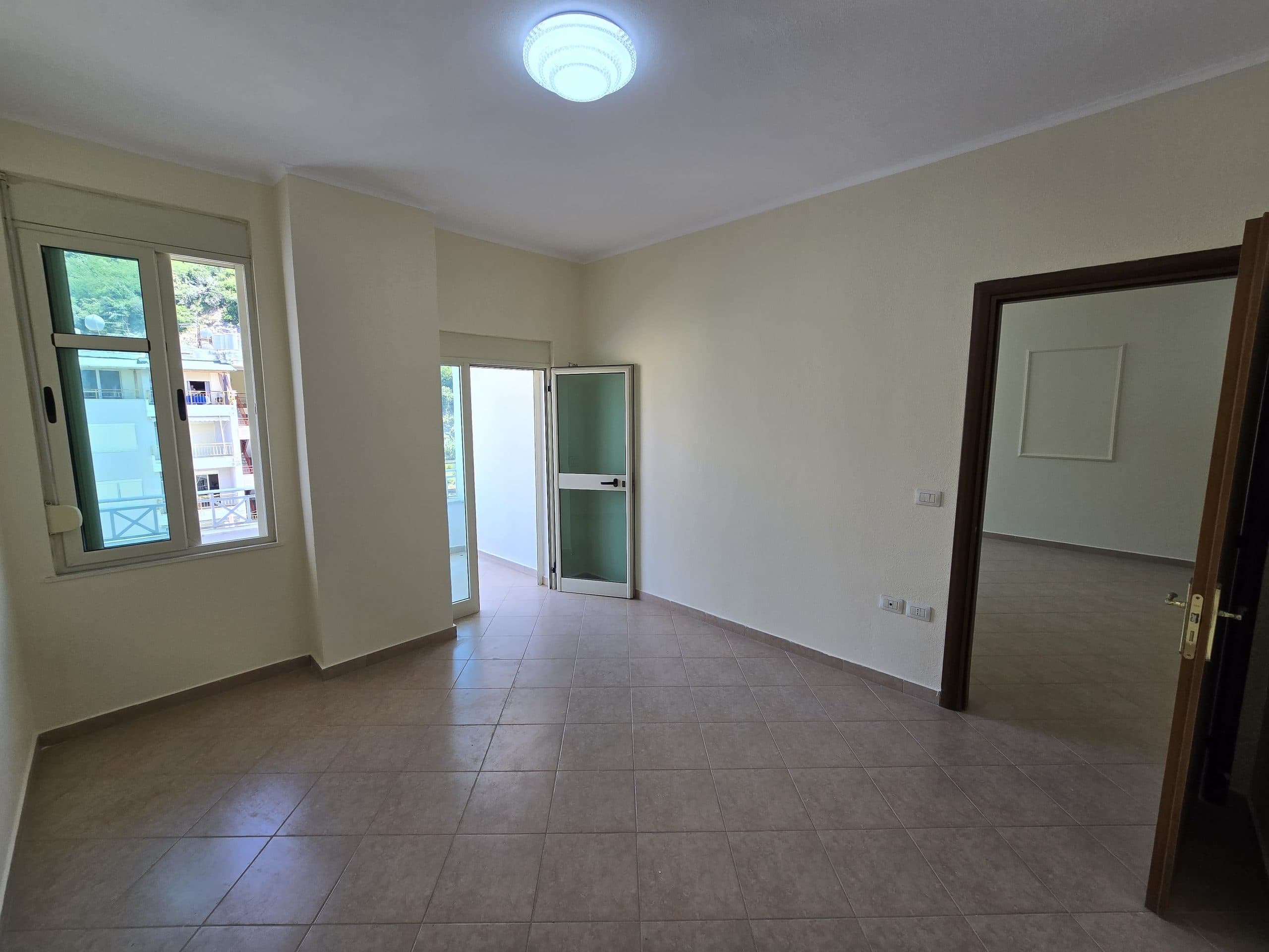 Apartament 1+1 | 70m nga deti 3