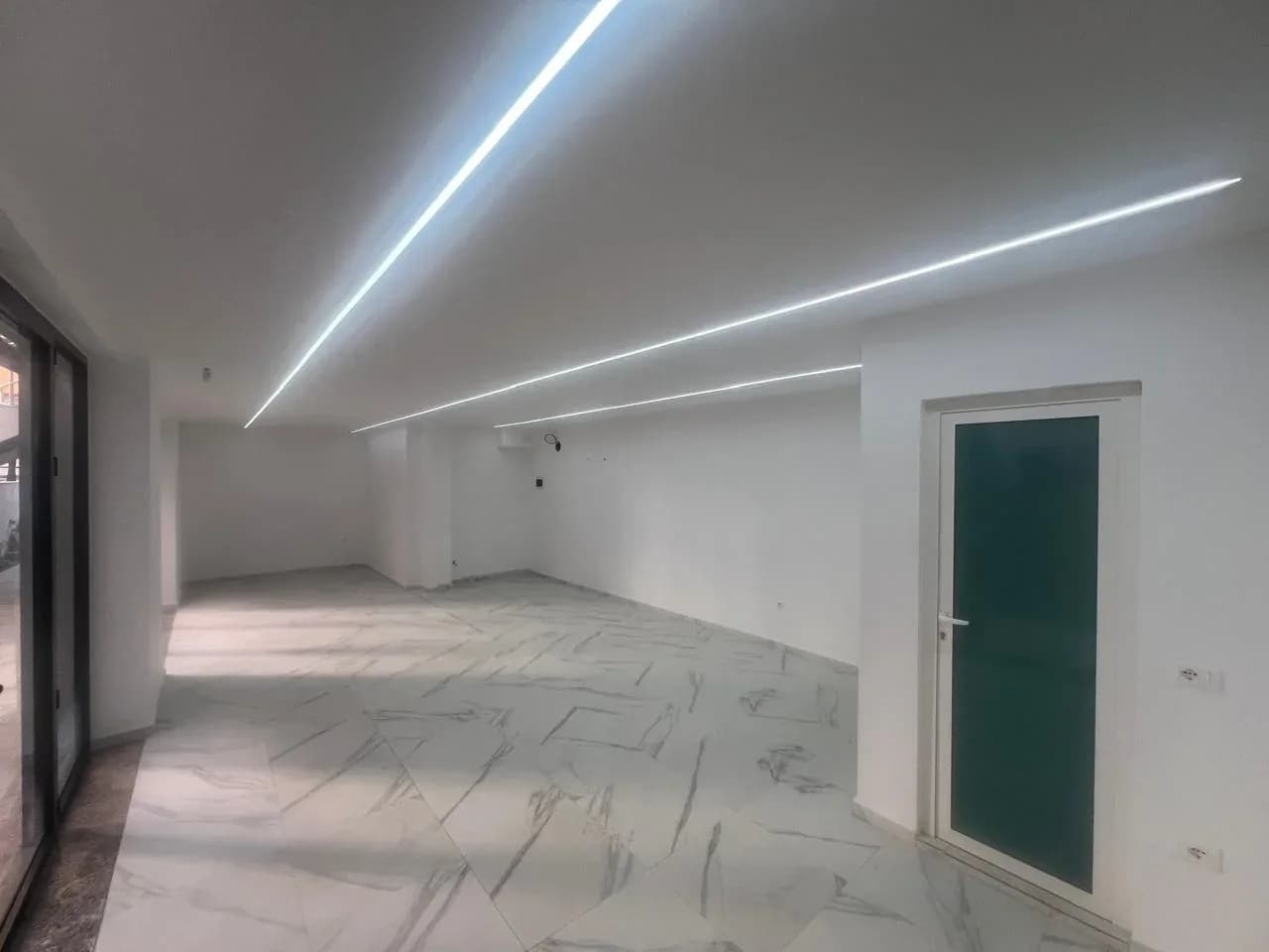 Pasuri të paluajtshme tregtare 2