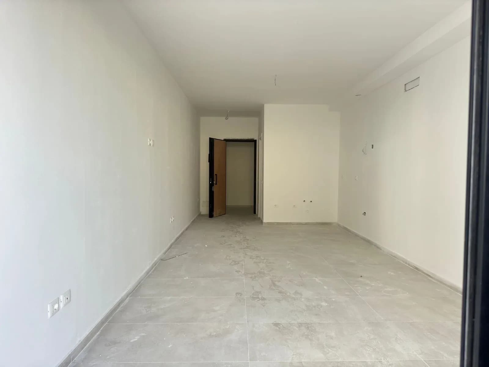 Apartament për shitje në Vlorë 2