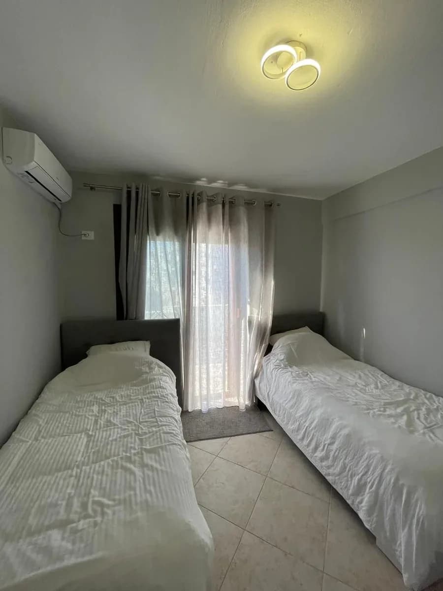 Apartment 2+1 4