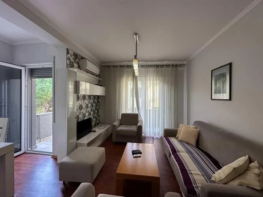 Apartment 1+1 4