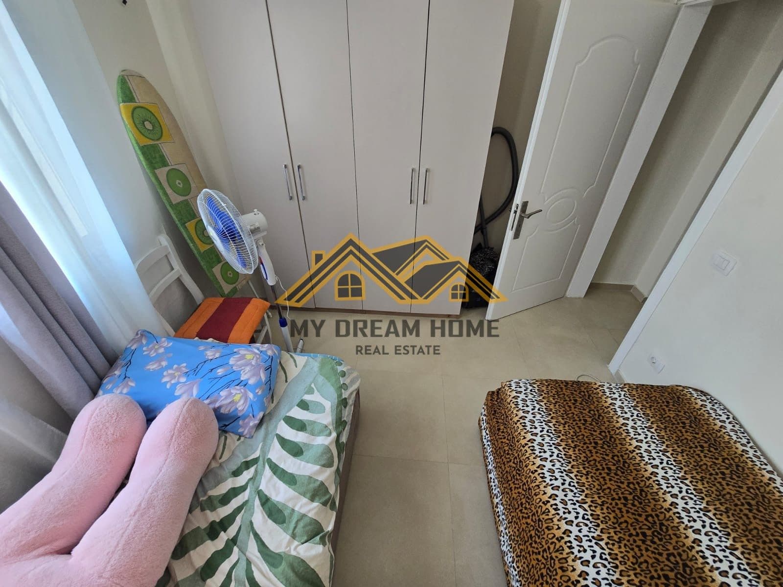Shitet Apartament 2+1 – Rrota e Kuqe, Durrës