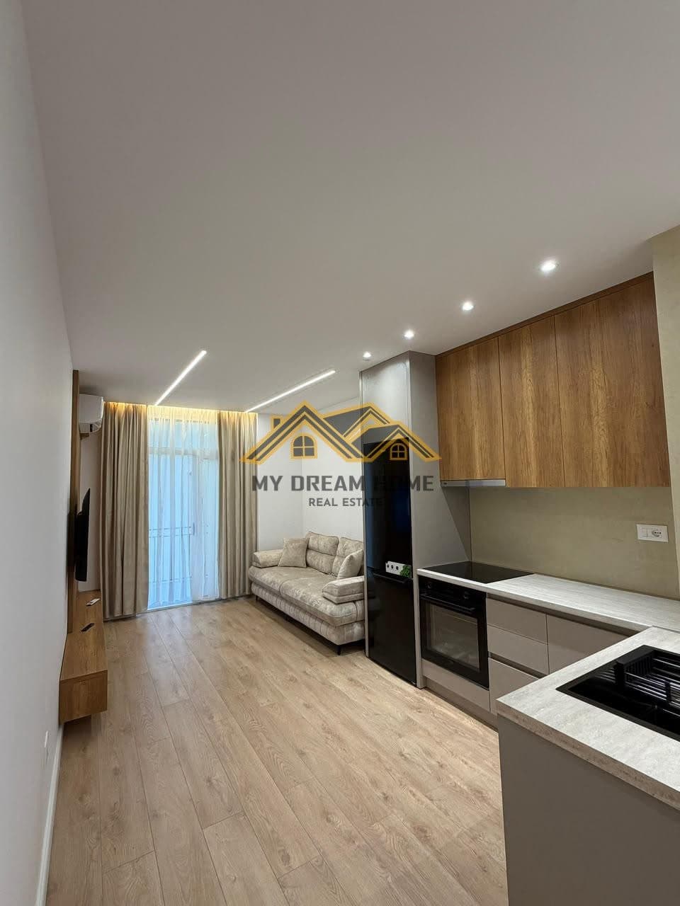 SHITET APARTAMENT 1+1 FLORIDA PLAZH DURRES 4