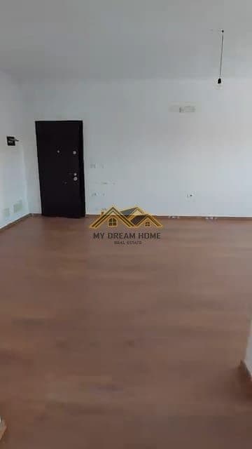Shitet Apartament 1+1 ne Golem. 3