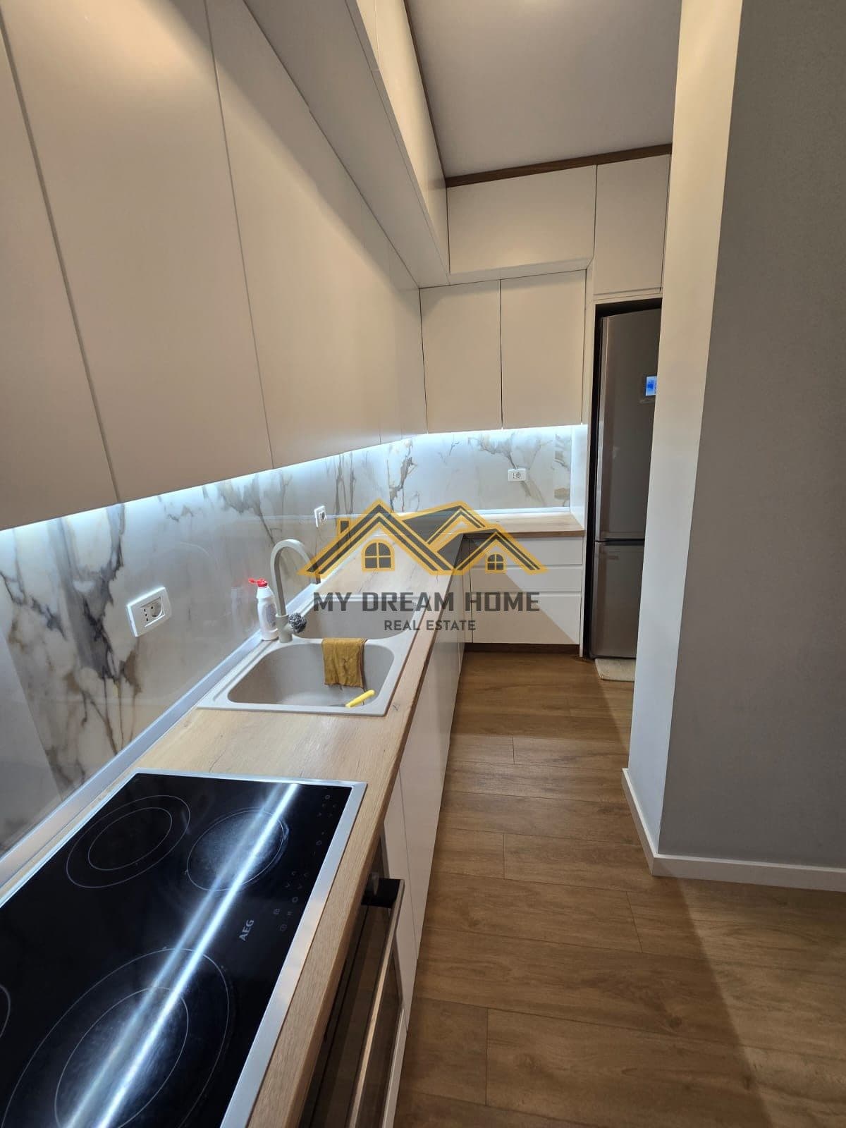 JEPET ME QERA APARTAMENT 2+1 TEK VILA ZOGUT NE DURRES 4