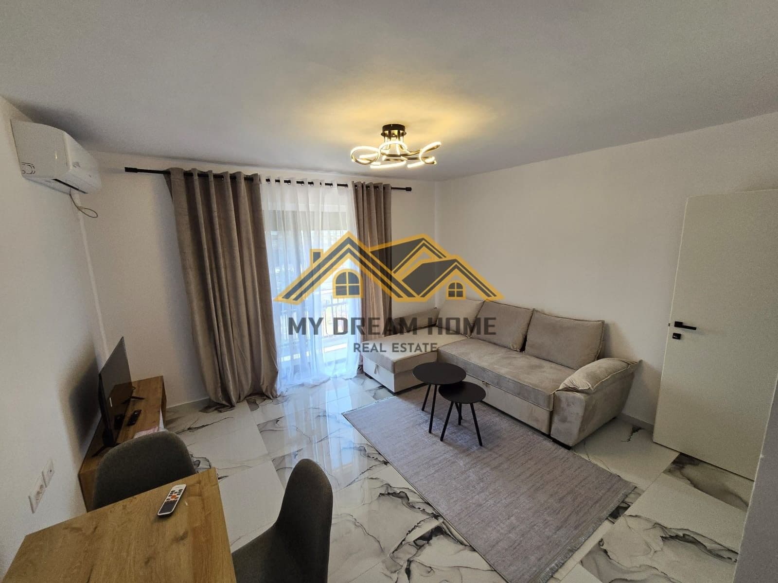JEPET ME QIRA SUPER APARTAMENT 2+1 DURRES! 3