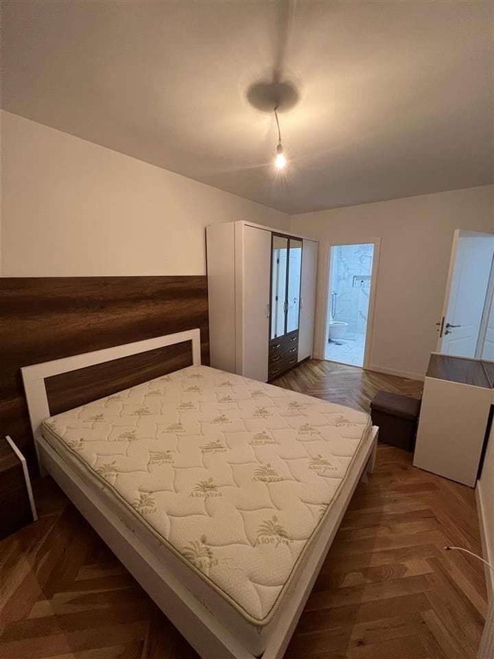 Banes me qera ne lagjen Prishtina e Re. 4