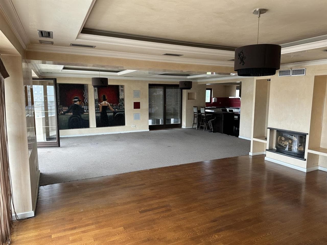 Penthouse me qera per zyre ne Lagjen Pejton.