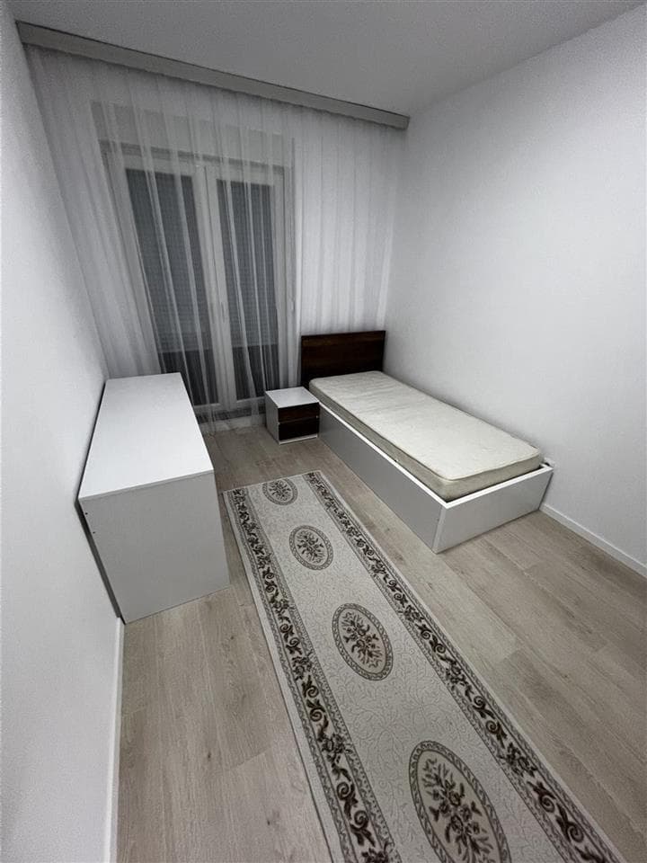Banes me qera ne lagjen Prishtina e Re. 4