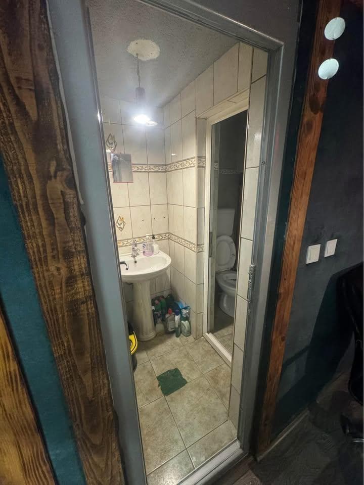 Lokal me qera ne Lagjen Dardania. 4