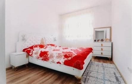 Banes me qera ne Fushekosove. Ofrohet një banesë ideale për 3