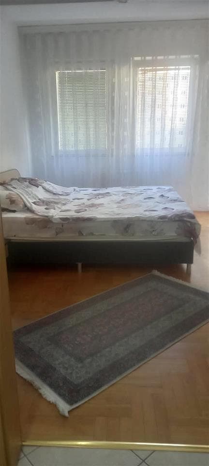 Banes me qira në Qender. 4