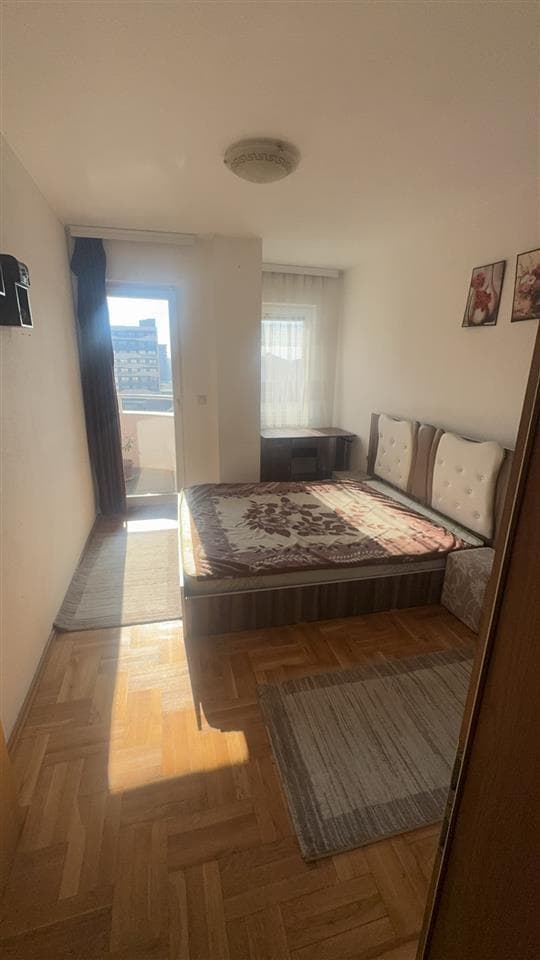 Banes me qira në Fushkosove. 3