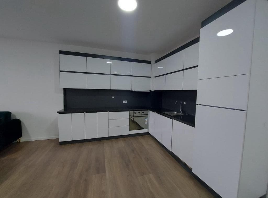 Banes me qera ne lagjen Prishtina e Re. 4