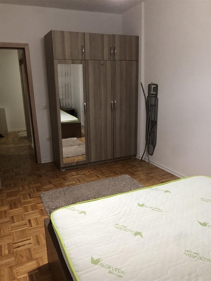 Banes me qera te Parku i qytetit 4