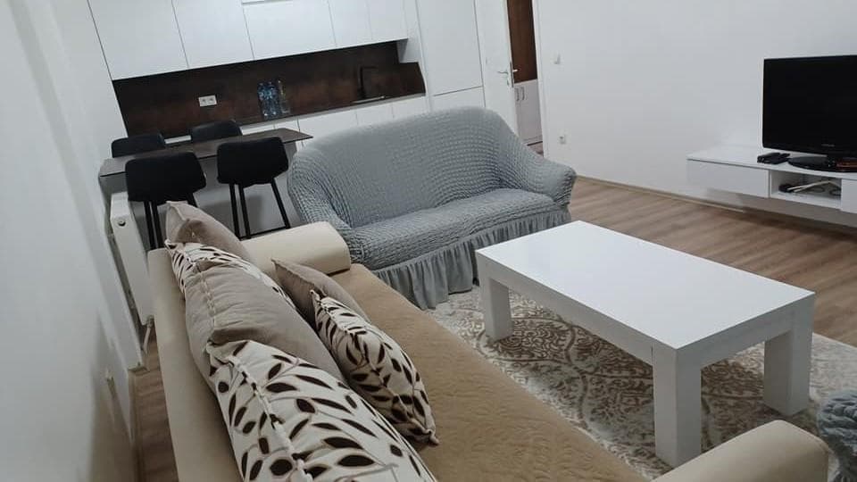 Banes me qera ne lagjen Prishtina e Re. 3