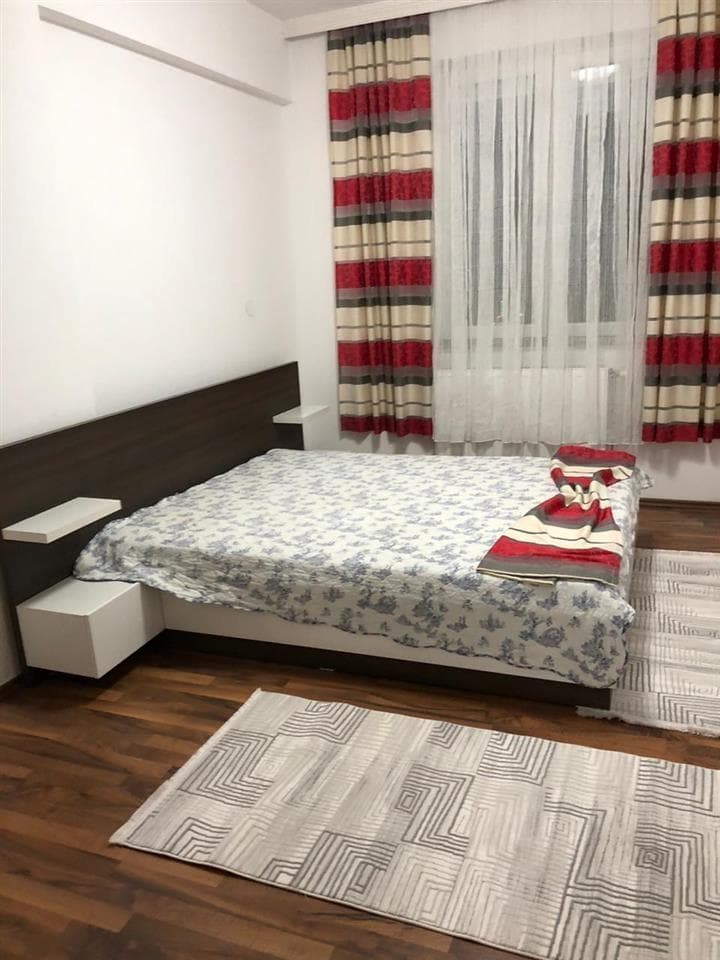 Banes me qira në Fushkosovë. 3