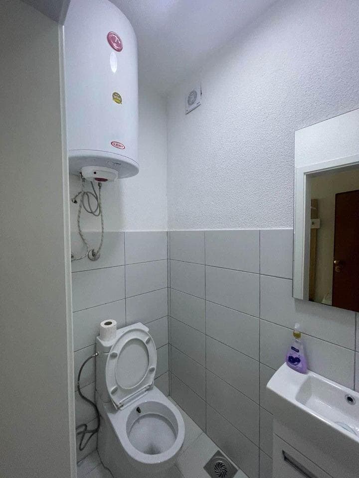 Banes me qera ne lagjen Arberia. 4