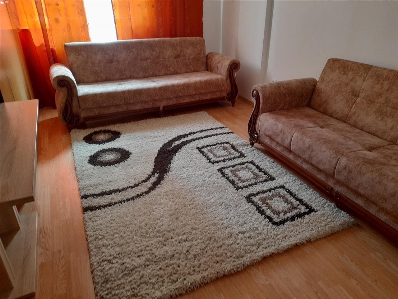 Banese me qera ne Mati 1