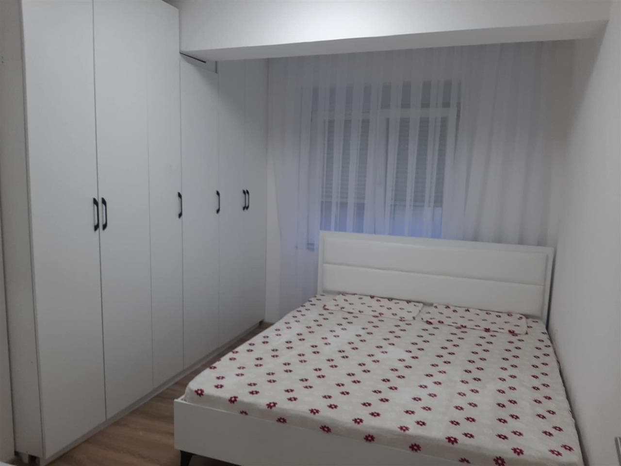 #5303 Banes me qera ne lagjen Prishtina e Re. 3