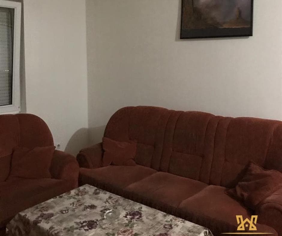 Banesa me qera ne lagjen Velania.