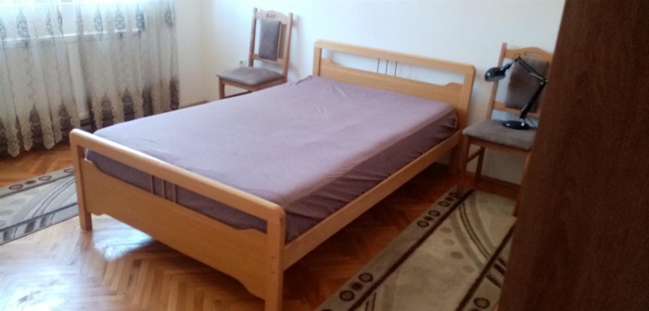 Banes me qera lagjen Ulpiana. 3