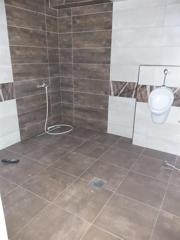 Objekt ne shitje me 5 kate ne Dragodan te rrethi 3