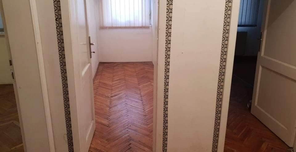 Banesa me qera per zyre ne Lagjen Dardania .