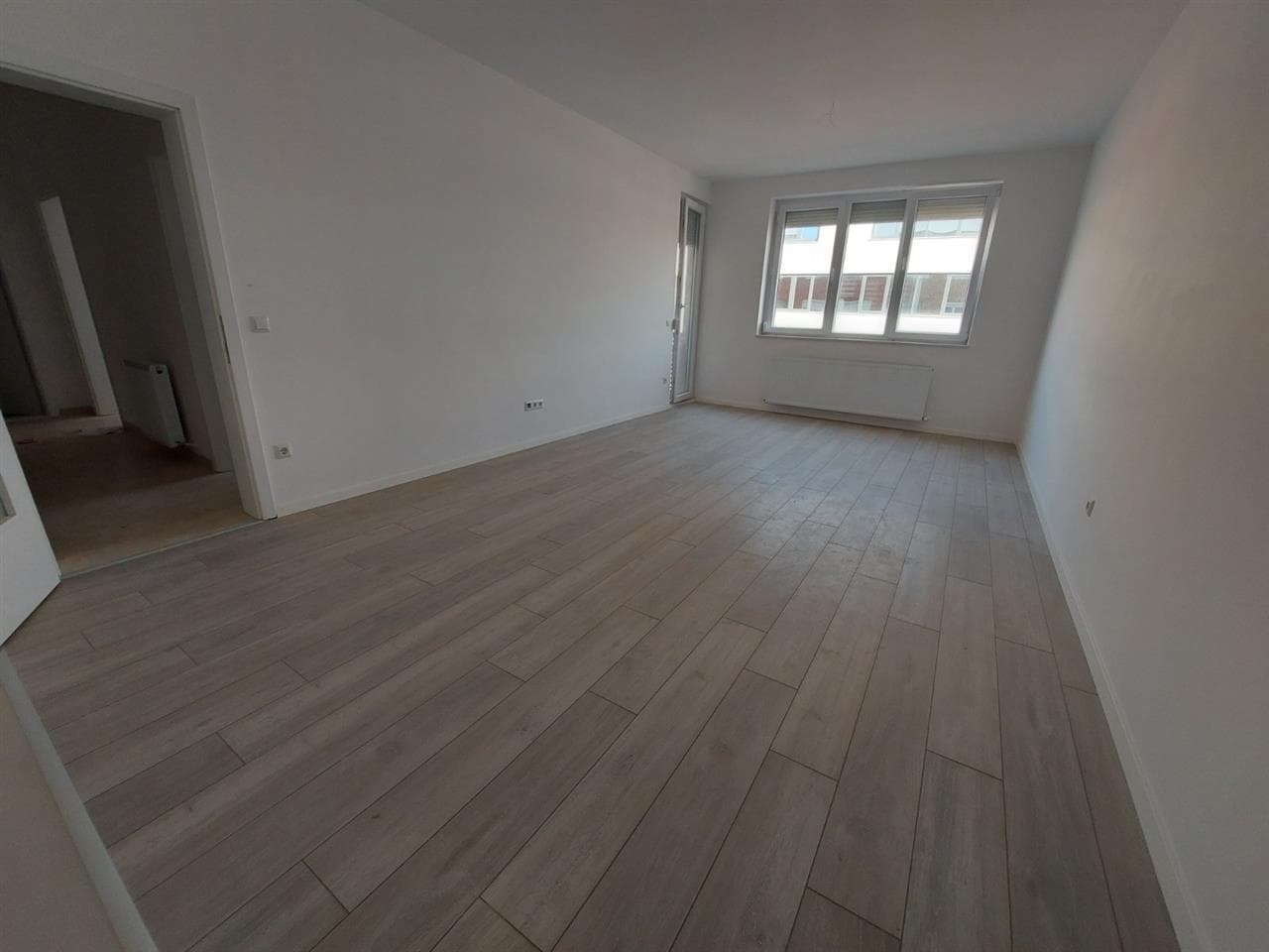Banes ne shitje Mati 1, 900m2