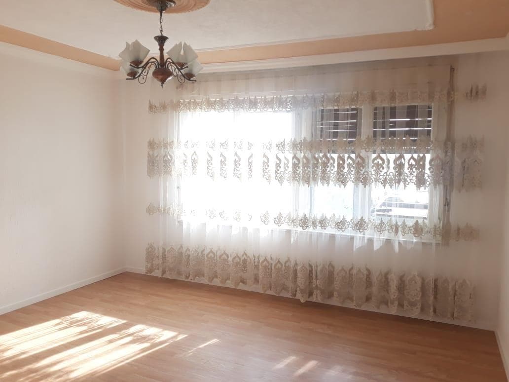 Zyre me qera ne qender 3+1, 80m2