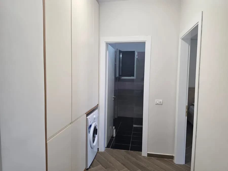 Apartament 1+1 me Qira në Lungomare, Vlorë 3