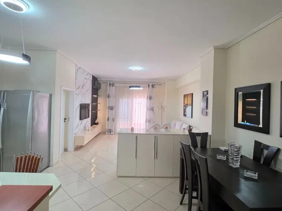 Apartament me qira në Rrugën Transbalkan (Vlorë - qytet) 4
