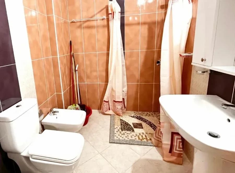 Apartament me qira ne Plazh te Vjeter 2