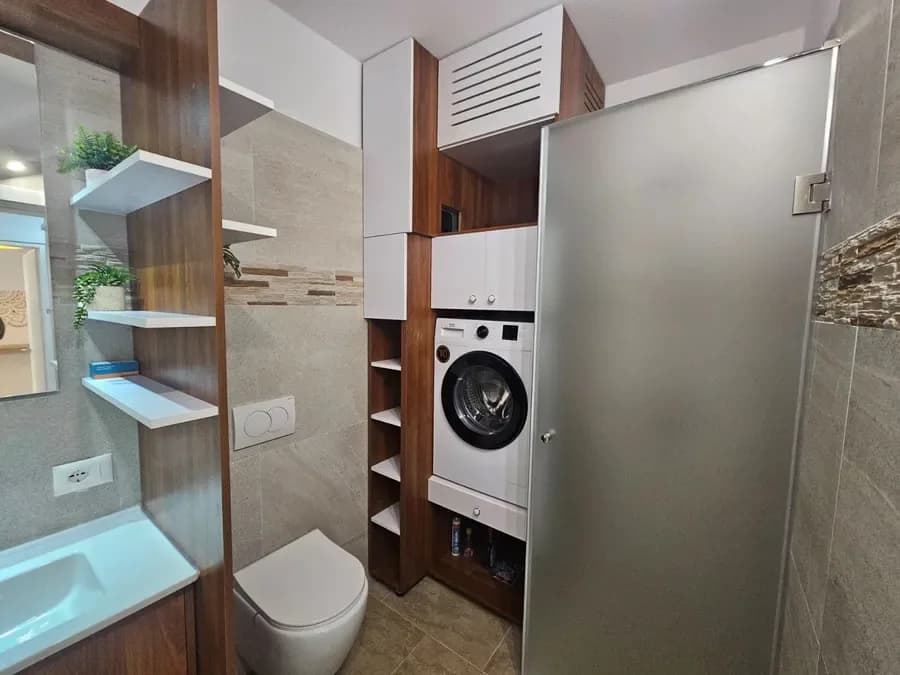 Shitet Apartament i mobiluar ne Vlore 4