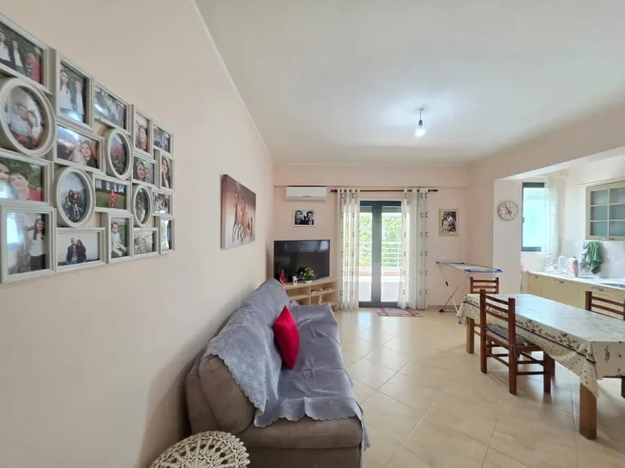 Apartament 2+2 per shitje 3