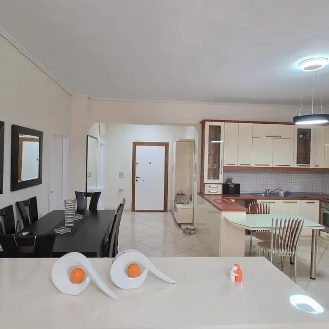 Apartament me qira në Rrugën Transbalkan (Vlorë - qytet)