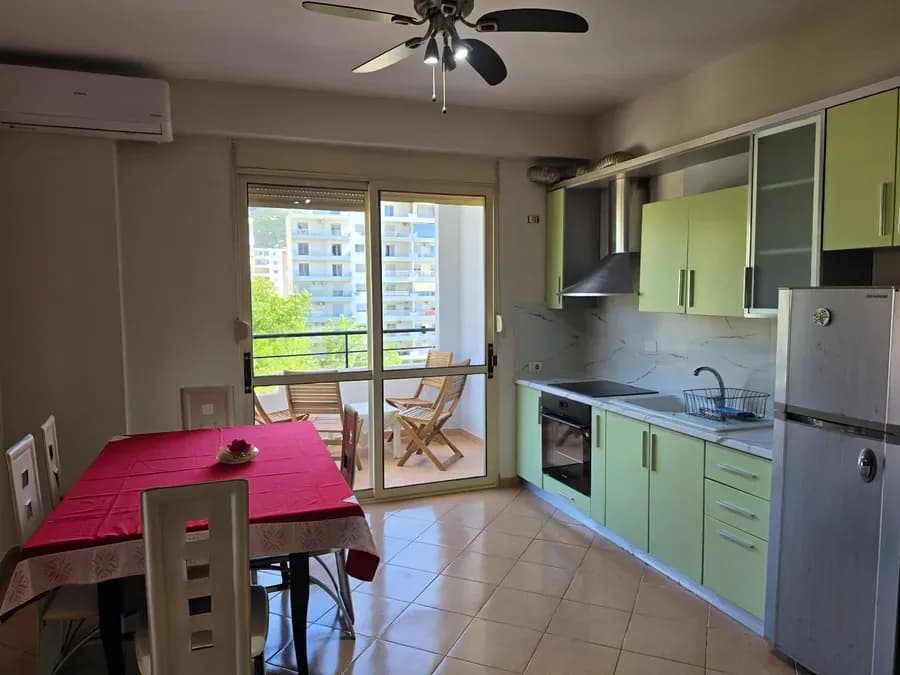 Apartament me qira në Lungomare