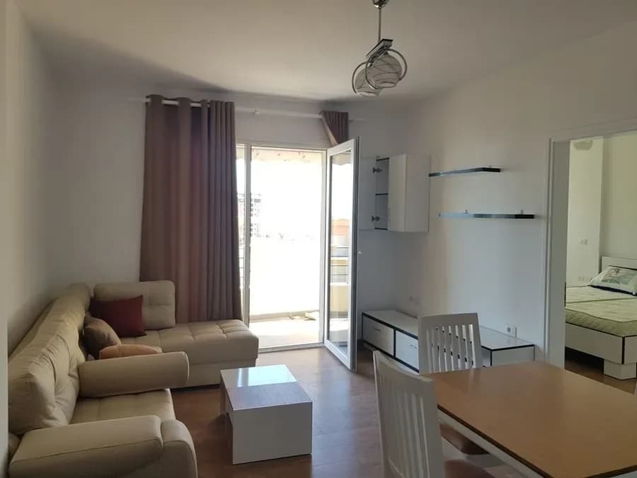 Apartament me qira në Vlorë 3