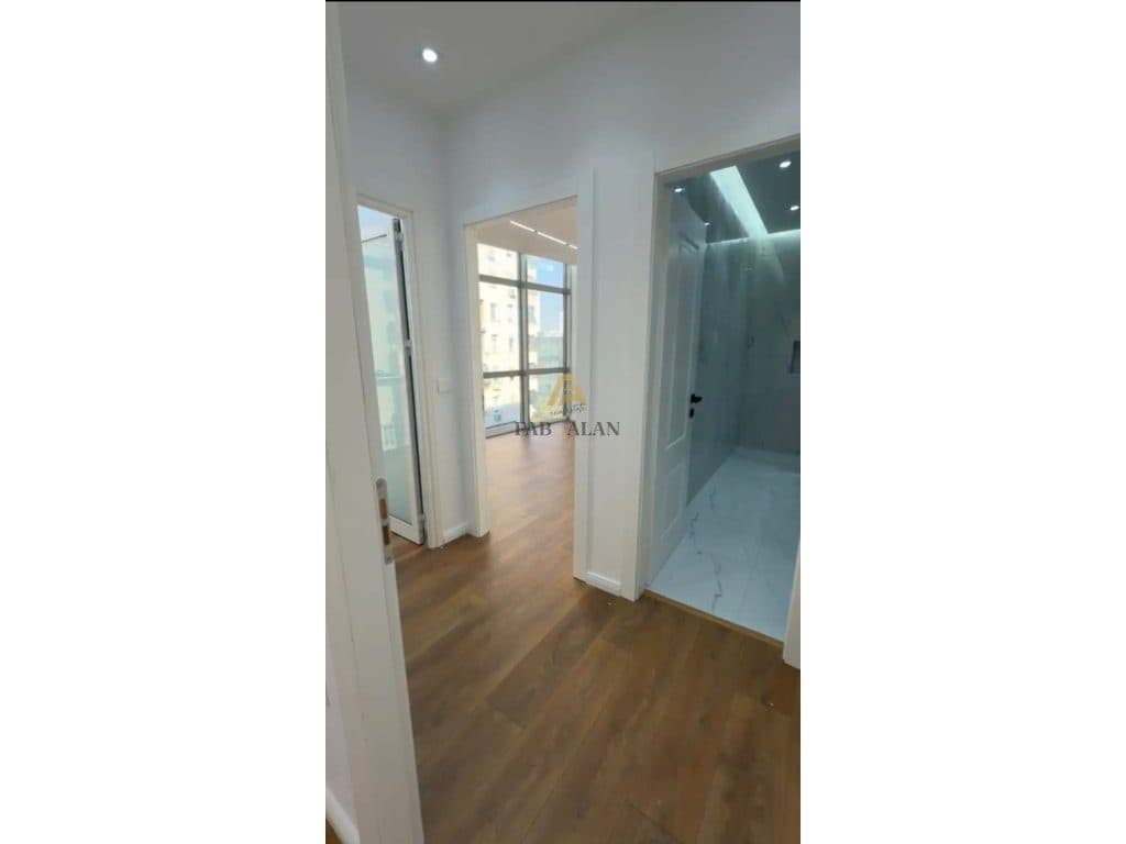 Apartament 1+1 Për Shitje në 21 Dhjetori, Tiranë - 165,000.00€ | 61 m² 3