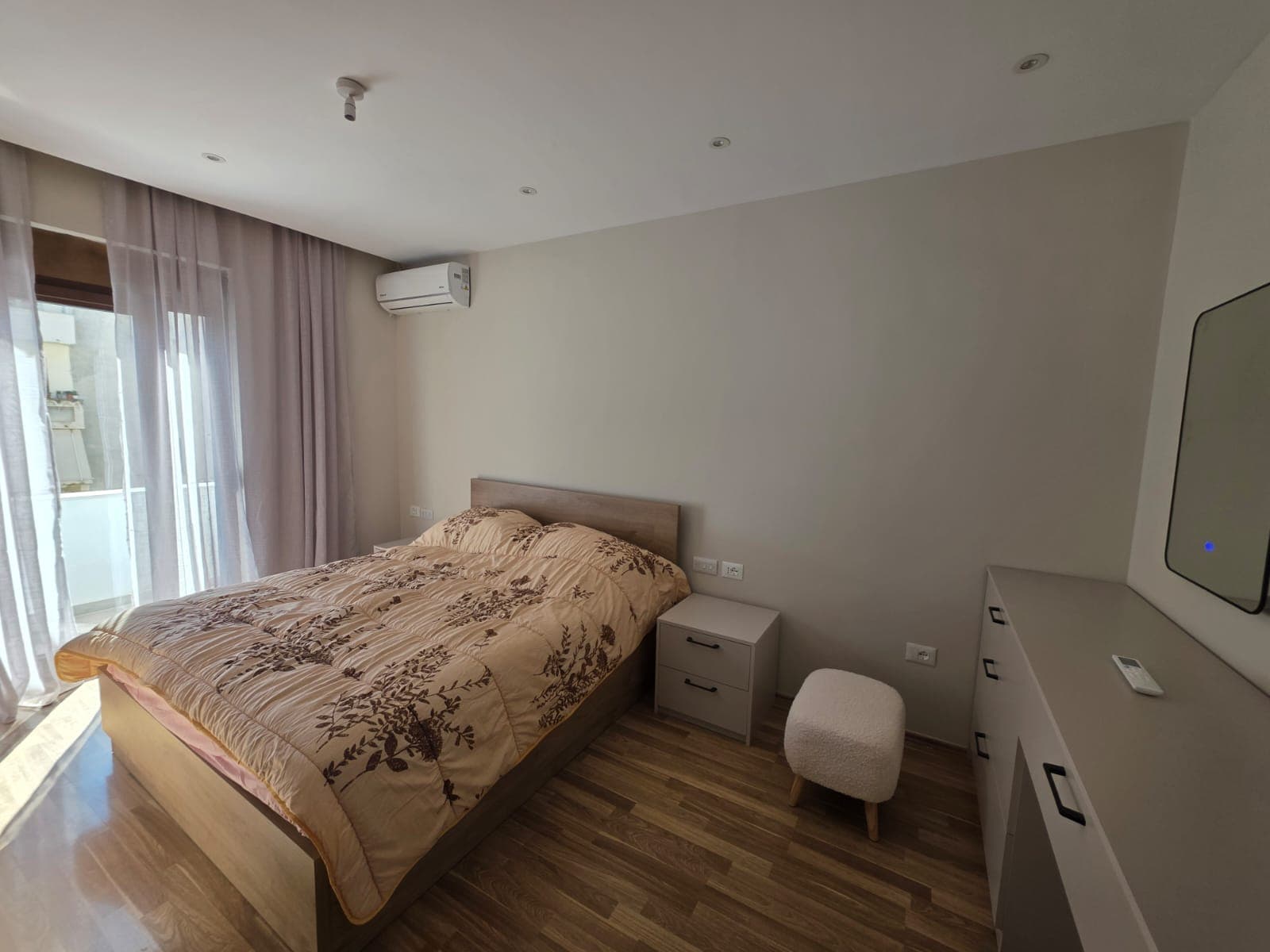 JEPET ME QIRA APARTAMENT 2+1 – NË BLLOK 3