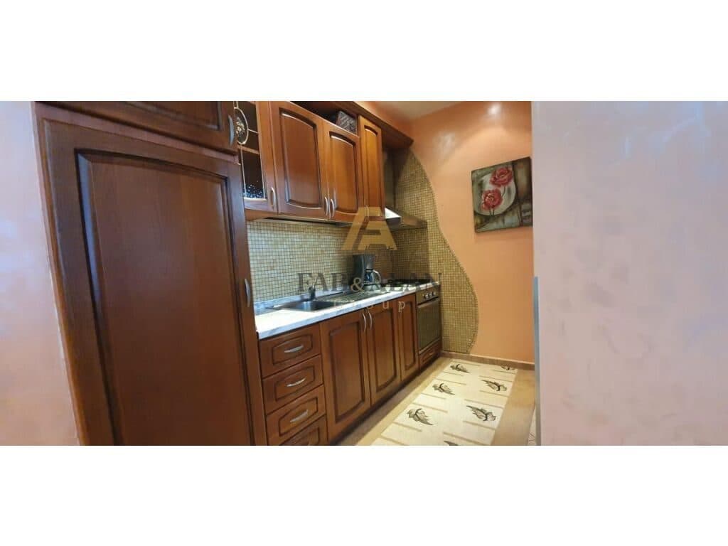 TEK RRUGA E KOSOVAREVE APARTAMENT 1+1 PER QERA! 4