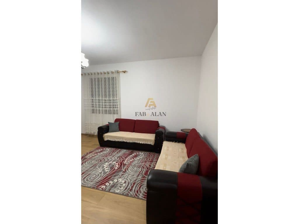 Jepet me qera 1+1, sip. 85m² ne Sauk