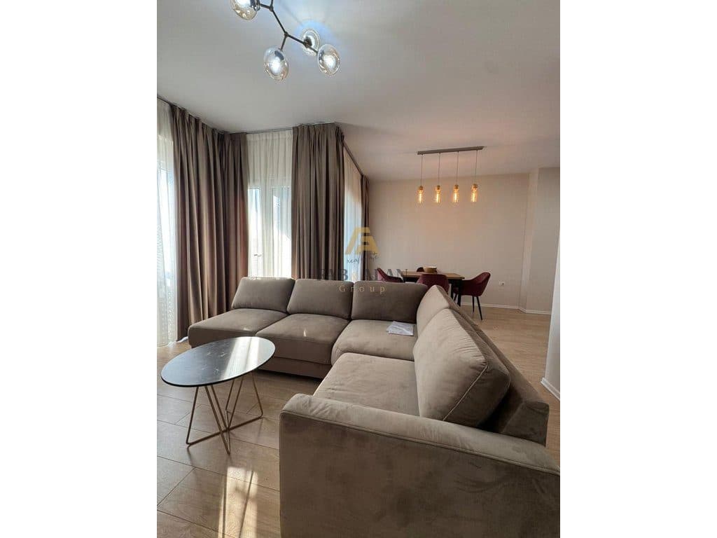 Apartament 2+1 Me Qira në Rruga e Kosovarëve, Tiranë - 1500€ | 4 kati 2