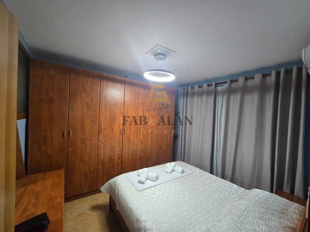 TEK RRUGA 5 MAJI APARTAMENT 2+1 PER QERA! 4