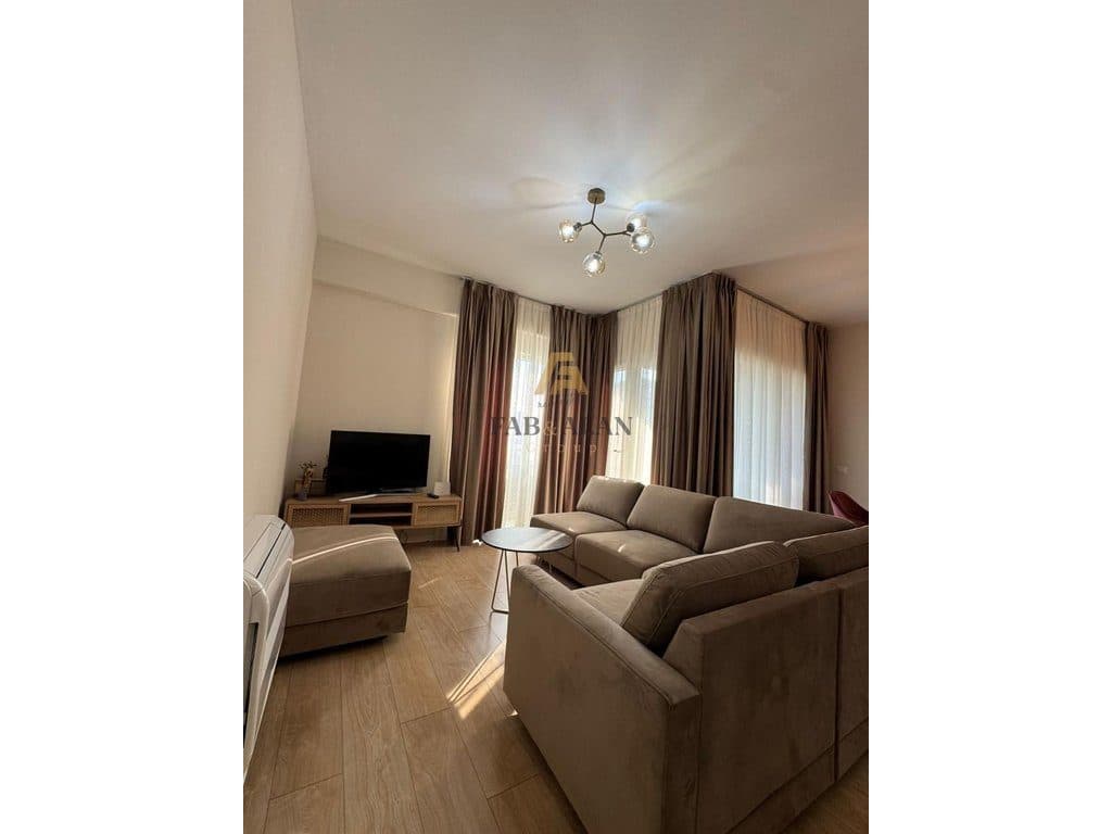 Apartament 2+1 Me Qira në Rruga e Kosovarëve, Tiranë - 1500€ | 4 kati