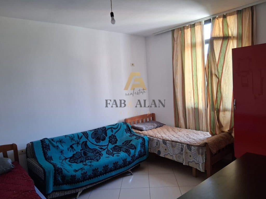 Apartament 2+1+2 Me Qira në Ali Demi, Tiranë - 768€ | 1 dhomë ndenjeje, 1 kuzhinë 3