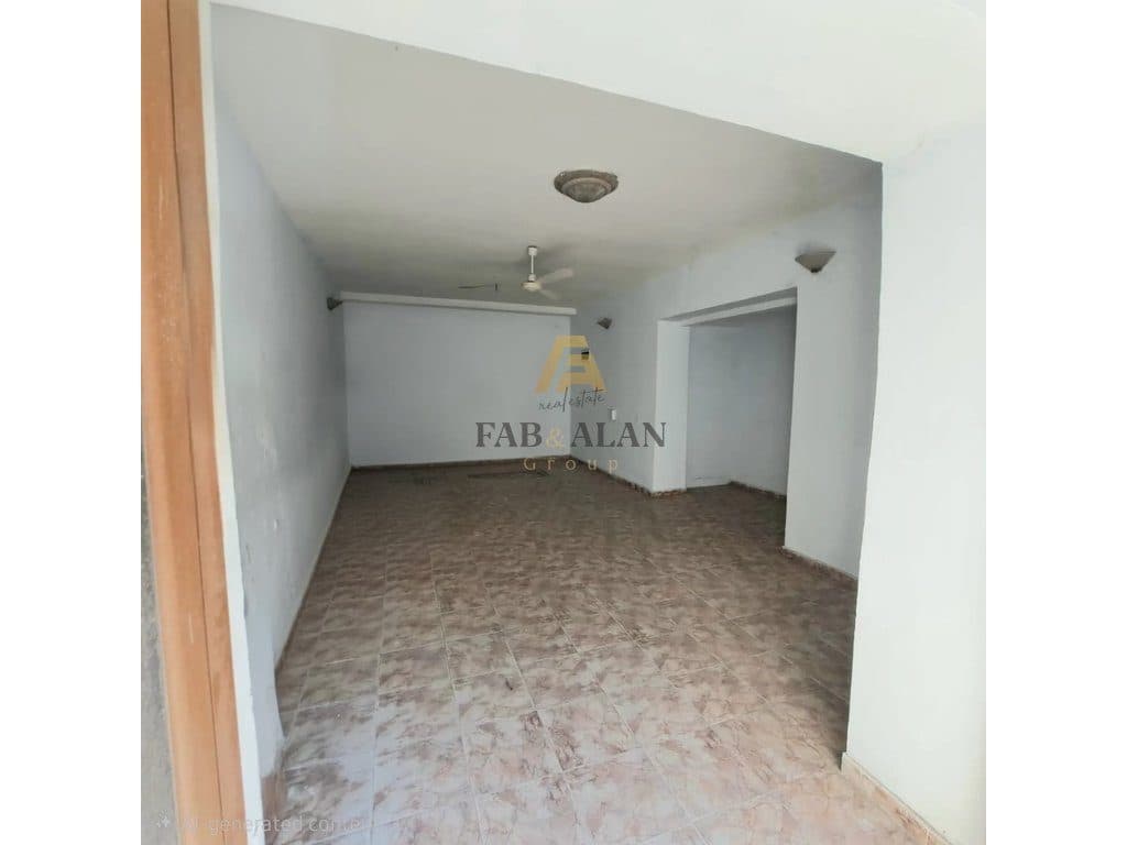 Dyqan Për Shitje në Kuzum Baba, Vlorë - Çmimi: Kontaktoni | 35 m²